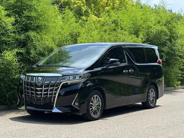 Toyota Alphard 2021 Hybrid 2.5L Luxury