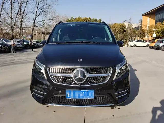 Mercedes-Benz V-Class 2022 V 260 L Long Wheelbase Luxury Edition
