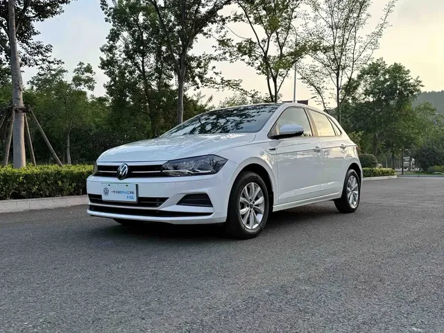 Volkswagen Polo 2021 Plus 1.5L Automatic Colorful Tech Edition
