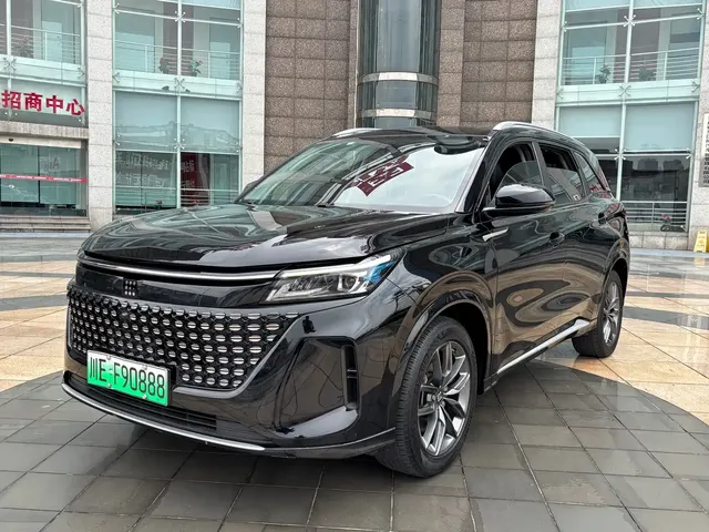 Landian E5 2023 1.5L DE-i 100KM Enjoyment 7-seater
