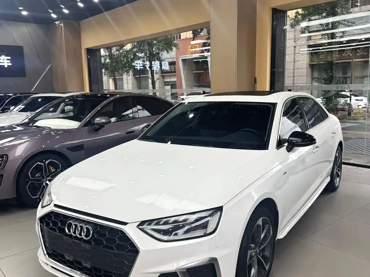 Audi A4L 2022 40 TFSI Luxury Dynamic