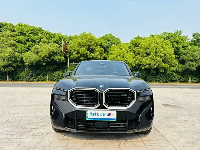 BMW XM 2023 50e