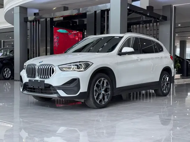 BMW X1 2022 sDrive25Li Leading