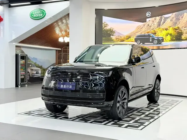 Land Rover Range Rover 2023 3.0 L6 360PS Golden Age Edition