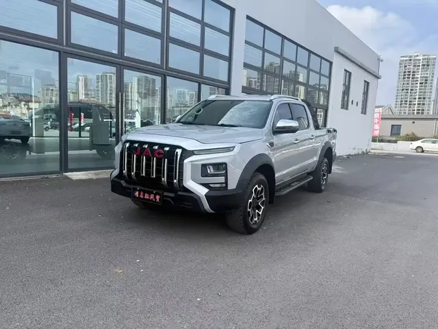 JAC Motors JAC Hunter 2023 Model 2.0T Automatic Diesel 4WD Elite Extended Cab