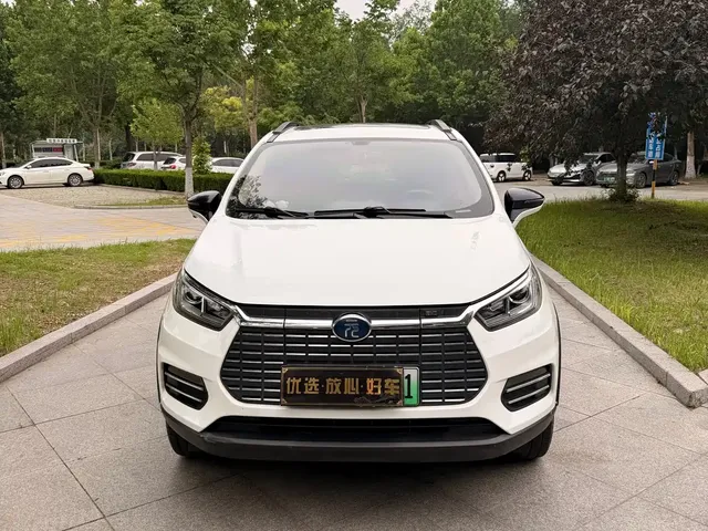 BYD Yuan New Energy 2019 EV360 Smart Connected Leading Type