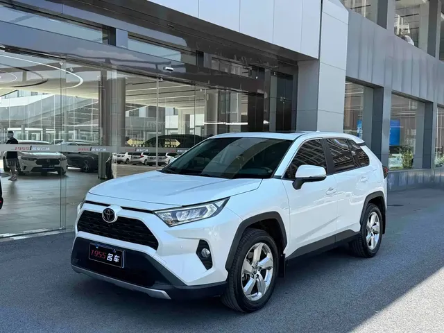 Toyota RAV4 Rongfang 2020 2.0L CVT 2WD Fashion PLUS