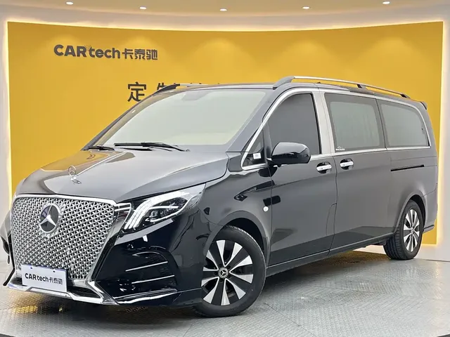 Mercedes-Benz Vito 2023 2.0T Business 7-Seater