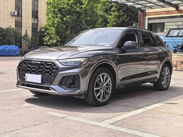 Audi Q5L 2022 40T Luxury Dynamic