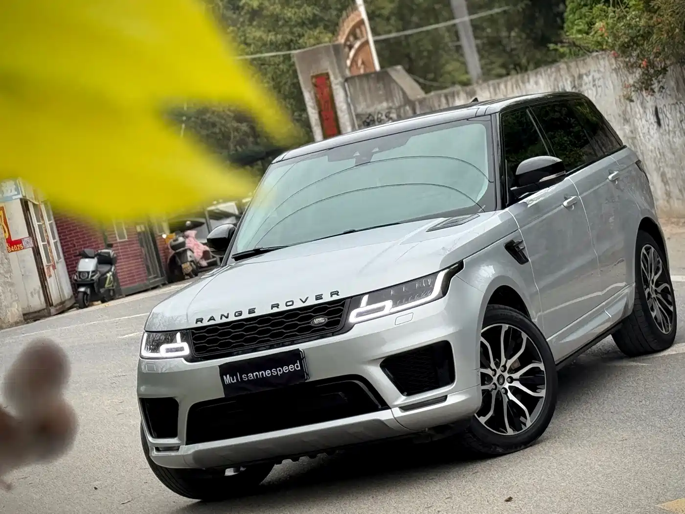 Land Rover Range Rover Sport 2022 3.0 L6 Gloss Black Edition