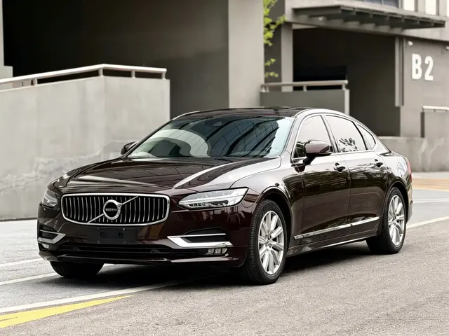 Volvo S90 2020 T5 Momentum Luxury Edition