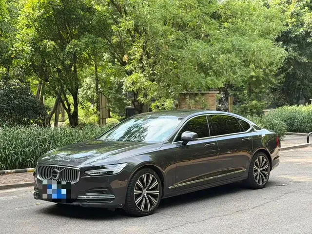 Volvo S90 2024 B5 Excellence Luxury Edition