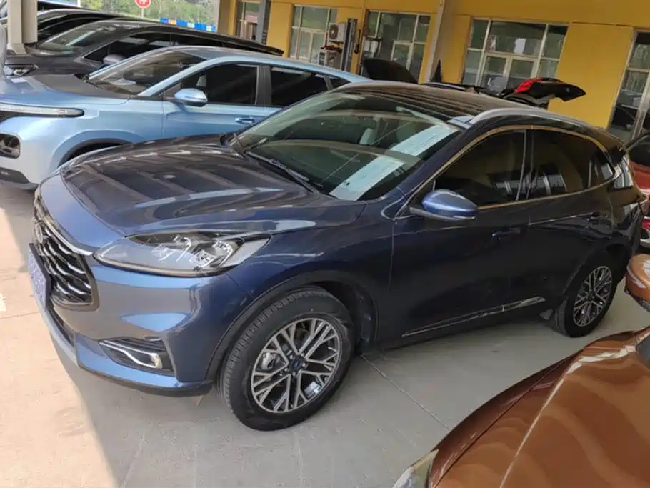 Ford Escape 2020 EcoBoost 245 AWD Premium Edition