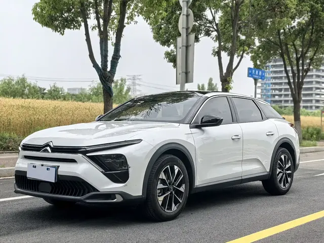 Citroën Versailles C5 X 2024 1.6T Enjoy Extraordinary