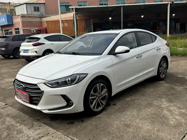 Hyundai Elantra 2016 Model 1.6L Automatic Smart Elite