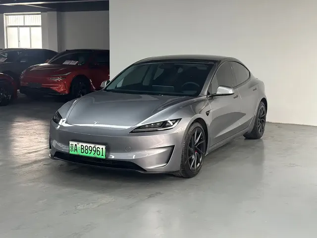 Tesla Model 3 2024 High-Performance All-Wheel Drive Edition