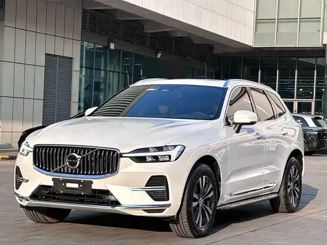 Volvo XC60 2024 B5 AWD Zhiyi Luxury Edition