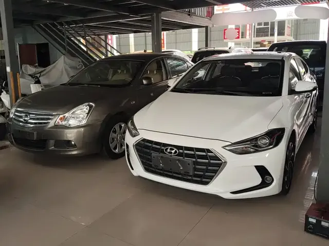 Hyundai Elantra 2019 1.5L CVT Smart Elite