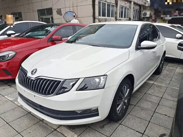 Škoda Octavia 2021 1.5L Automatic Comfort