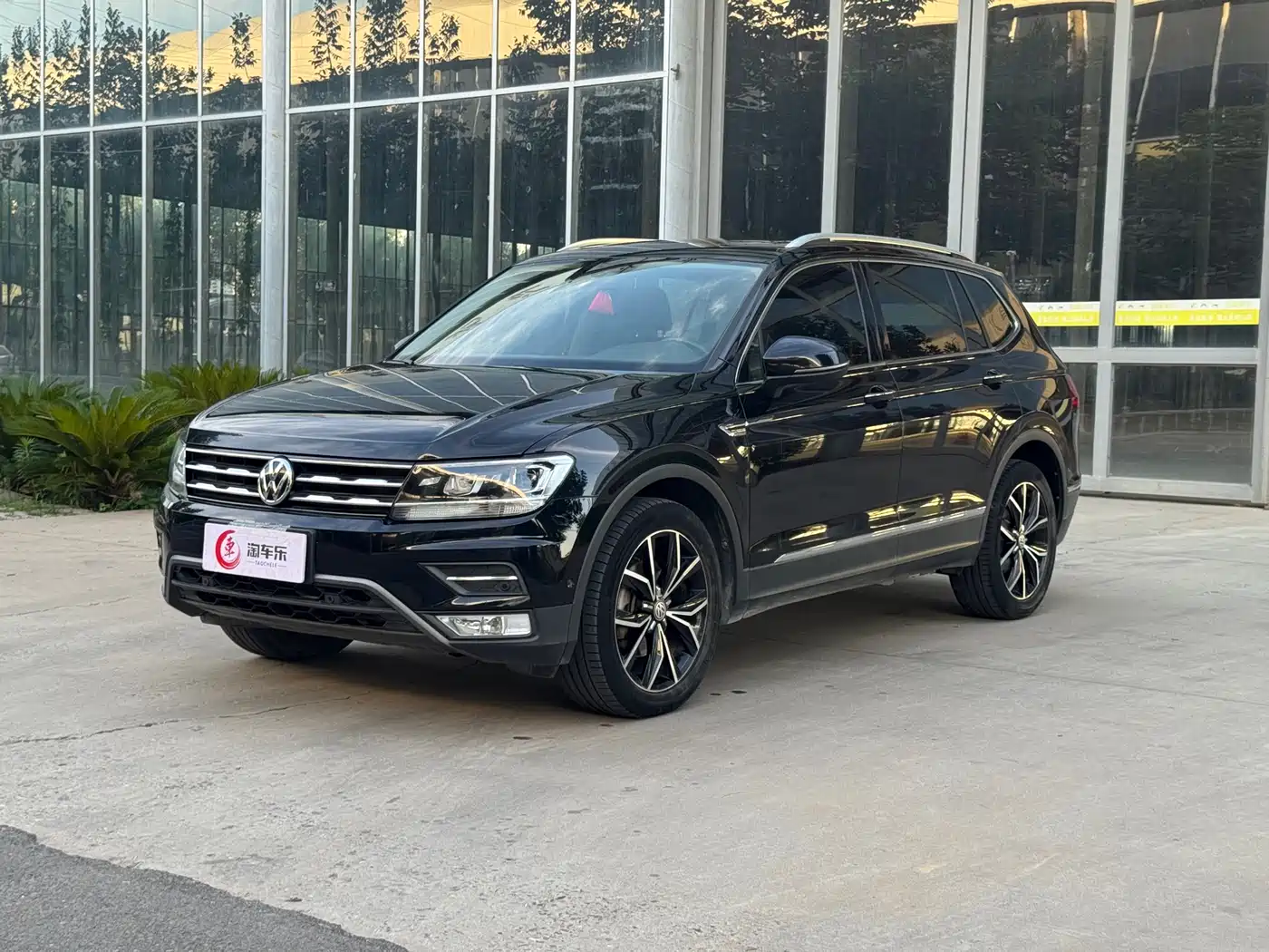 Volkswagen Tiguan L 2019 330TSI Automatic 2WD Smart Luxury Edition China VI