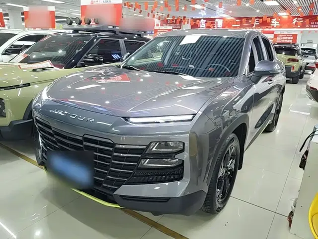 Jetour Dasheng 2025 1.5T DCT Surpass Edition