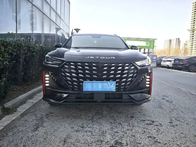 Jetour X70 PRO 2023 1.5T DCT Comfort Type 5-seater