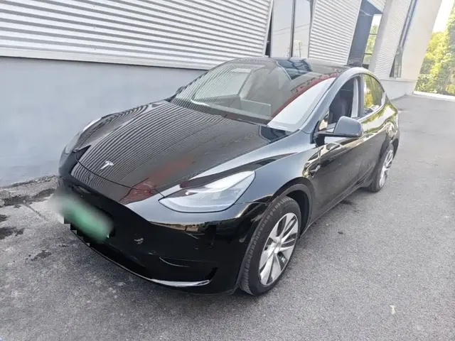 Tesla Model Y 2022 Facelift Rear-Wheel Drive Version