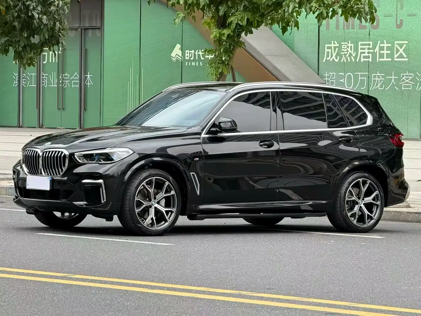 BMW X5 2022 Model xDrive 40Li M Sport Package