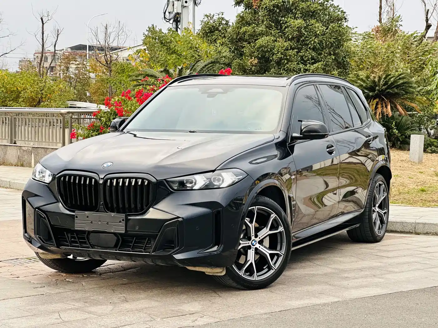 BMW X5 2023 xDrive 30Li Premium M Sport Package