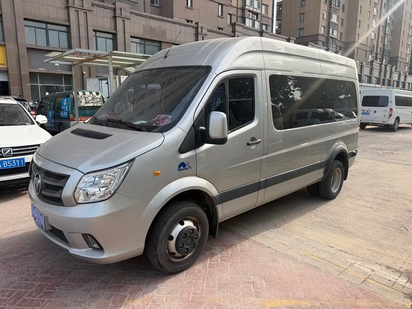 Foton Tuyano 2023 2.5T Manual Jixiang Long Wheelbase Medium Roof Dual Rear Wheels 7/9 Seater