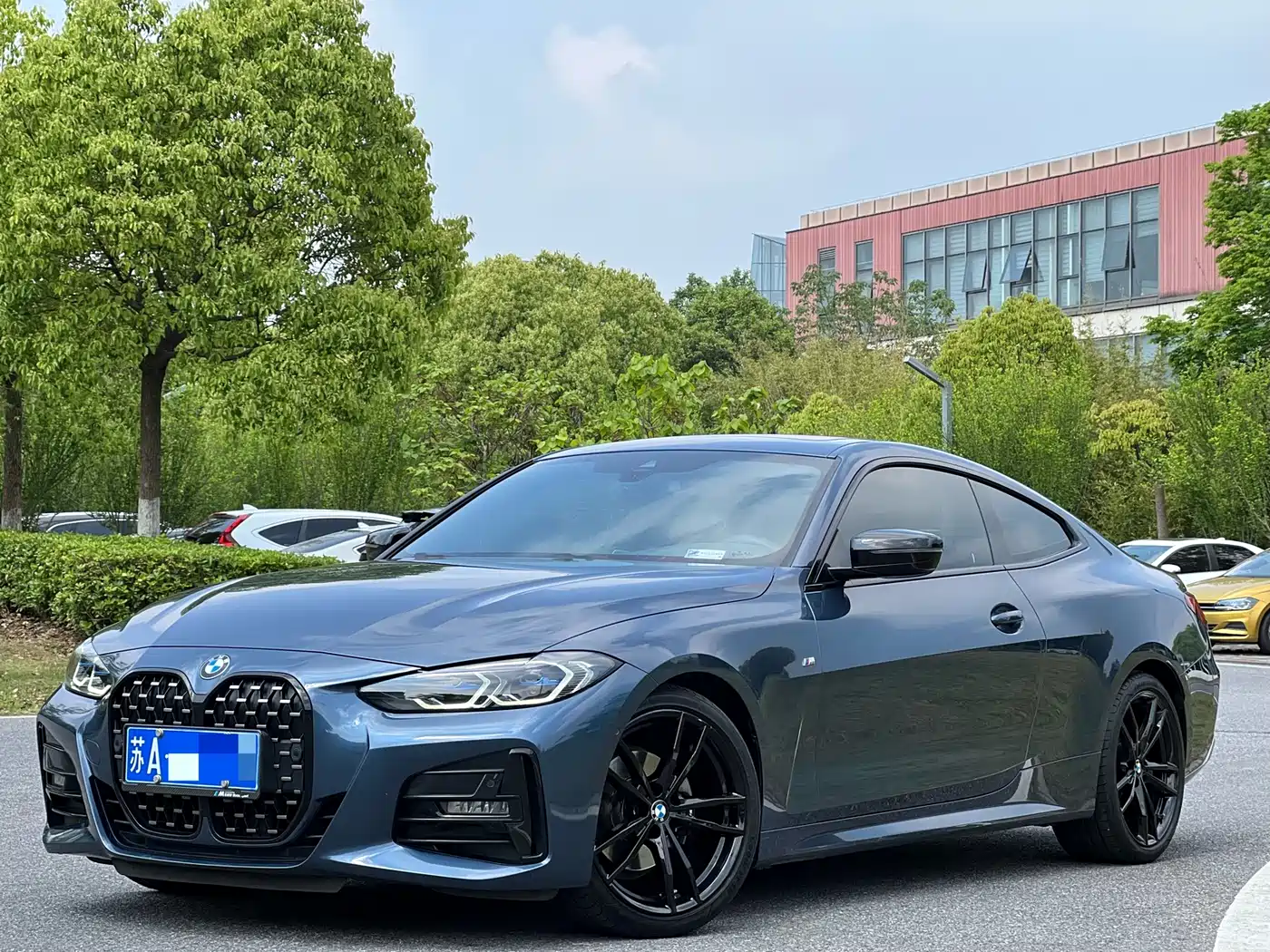 BMW 4 Series 2022 425i M Sport Shadow Night Package