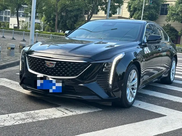 Cadillac CT5 2024 28T Luxury Model