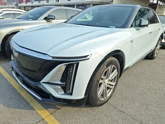 Cadillac IQ Rui Ge 2022 RWD Long Range Luxury Edition