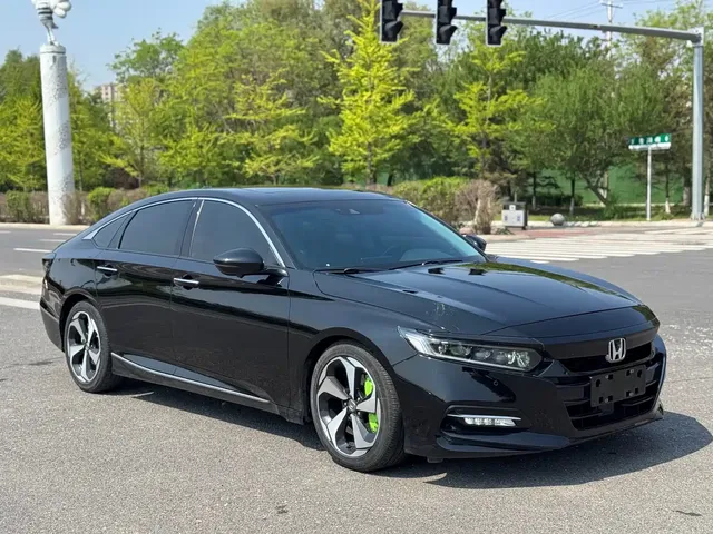 Honda Accord 2018 Sharp Hybrid 2.0L Sharp Premium China V