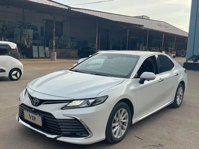 Toyota Camry 2023 2.0G Luxury Edition