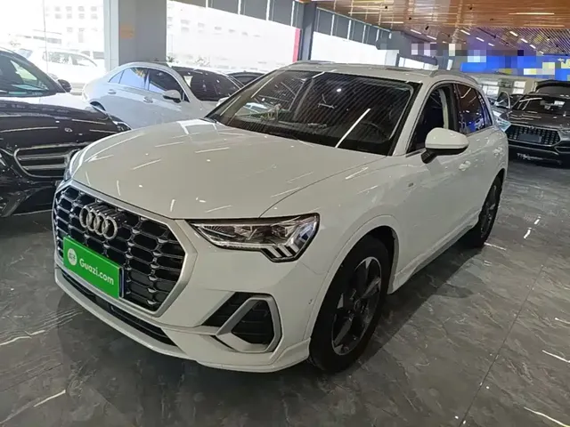 Audi Q3 2023 35 TFSI Fashion Dynamic Model (1.5T)