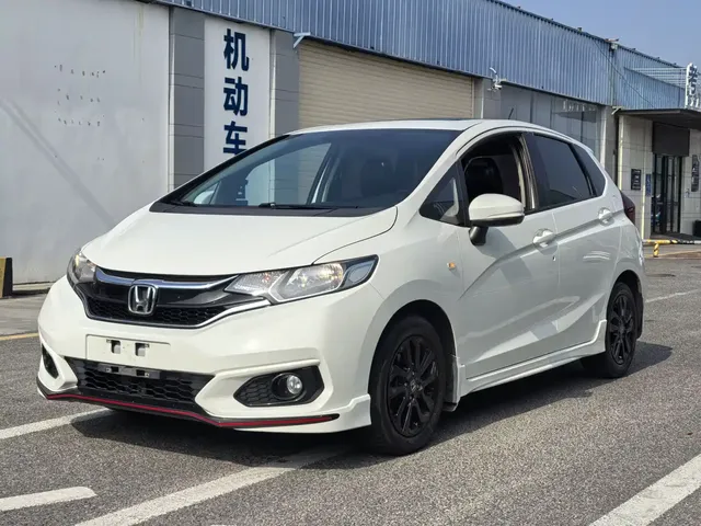 Honda Fit 2018 1.5L CVT Sport+ Edition