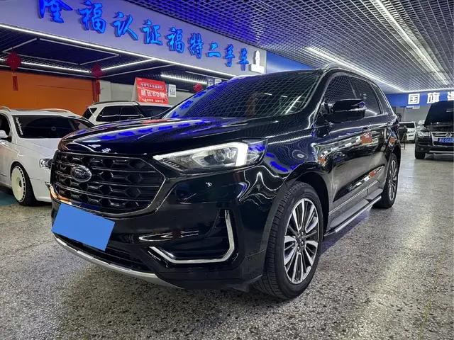 Ford Edge 2021 PLUS EcoBoost 245 FWD Luxury Sharp 7-seater