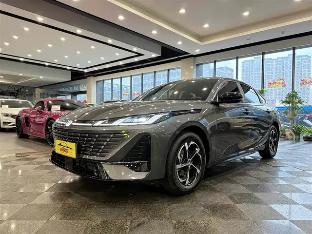 Changan Eado 2025 Blue Whale 1.5T 500Bar Premium