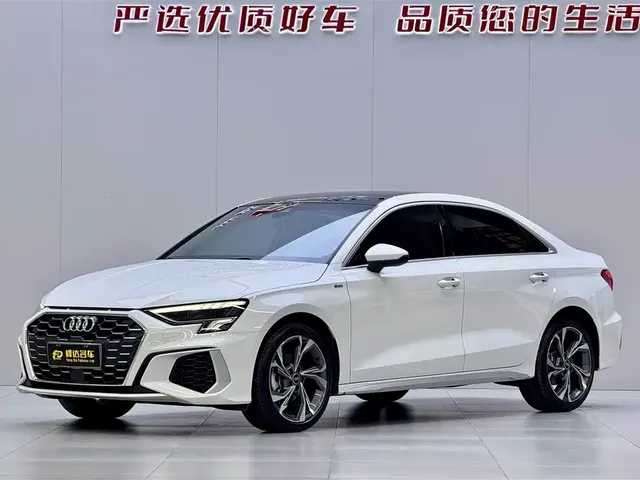 Audi A3 2023 Facelift A3L Limousine 35 TFSI Luxury Sport