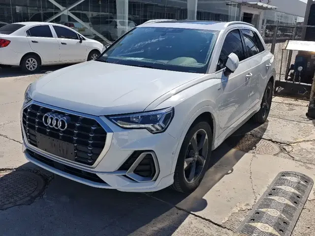 Audi Q3 2021 35 TFSI Fashion Sport