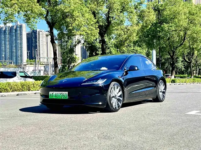 Tesla Model 3 2023 Rear-Wheel Drive
