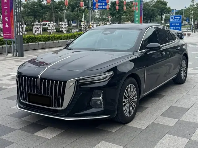 Hongqi H5 2023 2.0T Auto Smart Connect Flag Enjoy