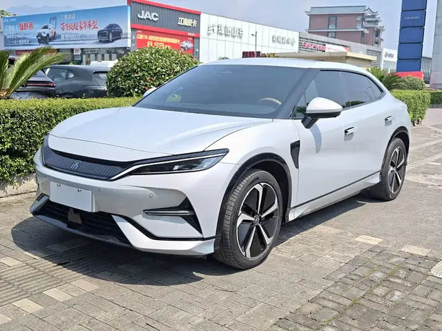 BYD Song L EV 2025 Smart Drive Edition 662km Surpassing Type