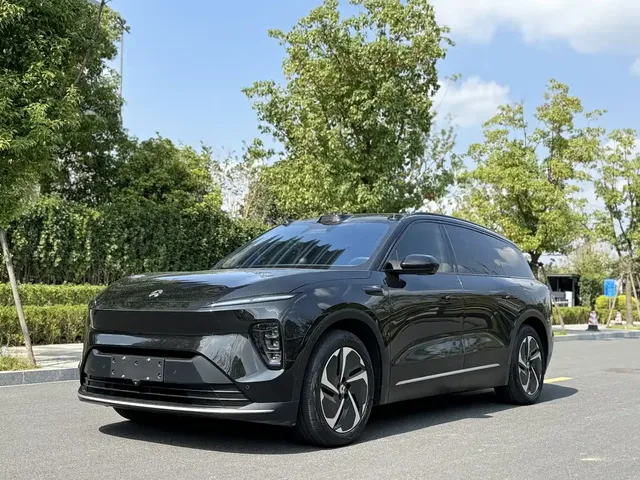 NIO ES8 2023 75kWh