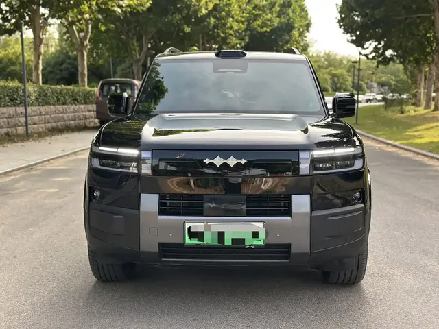 Fang Cheng Bao Titanium 7 2025 AWD Base Model