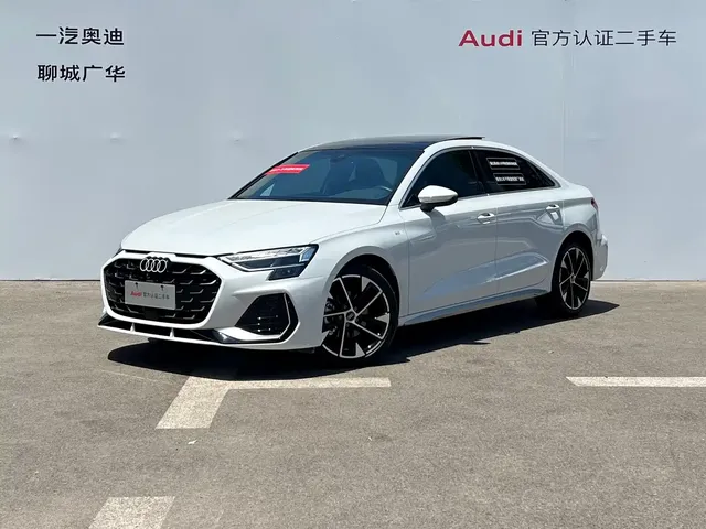 Audi A3 2025 Facelift Sportback 35TFSI Flying Spur Premium