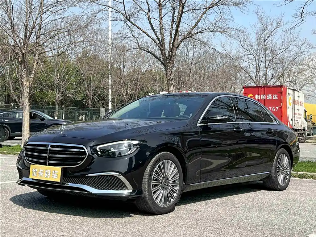 Mercedes-Benz E-Class 2021 E 300 L Fashion