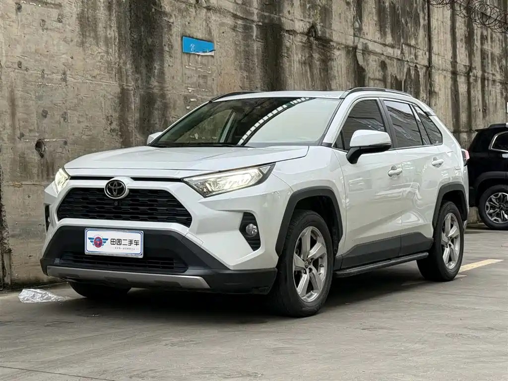 Toyota RAV4 Rongfang 2021 2.0L CVT 2WD Trend
