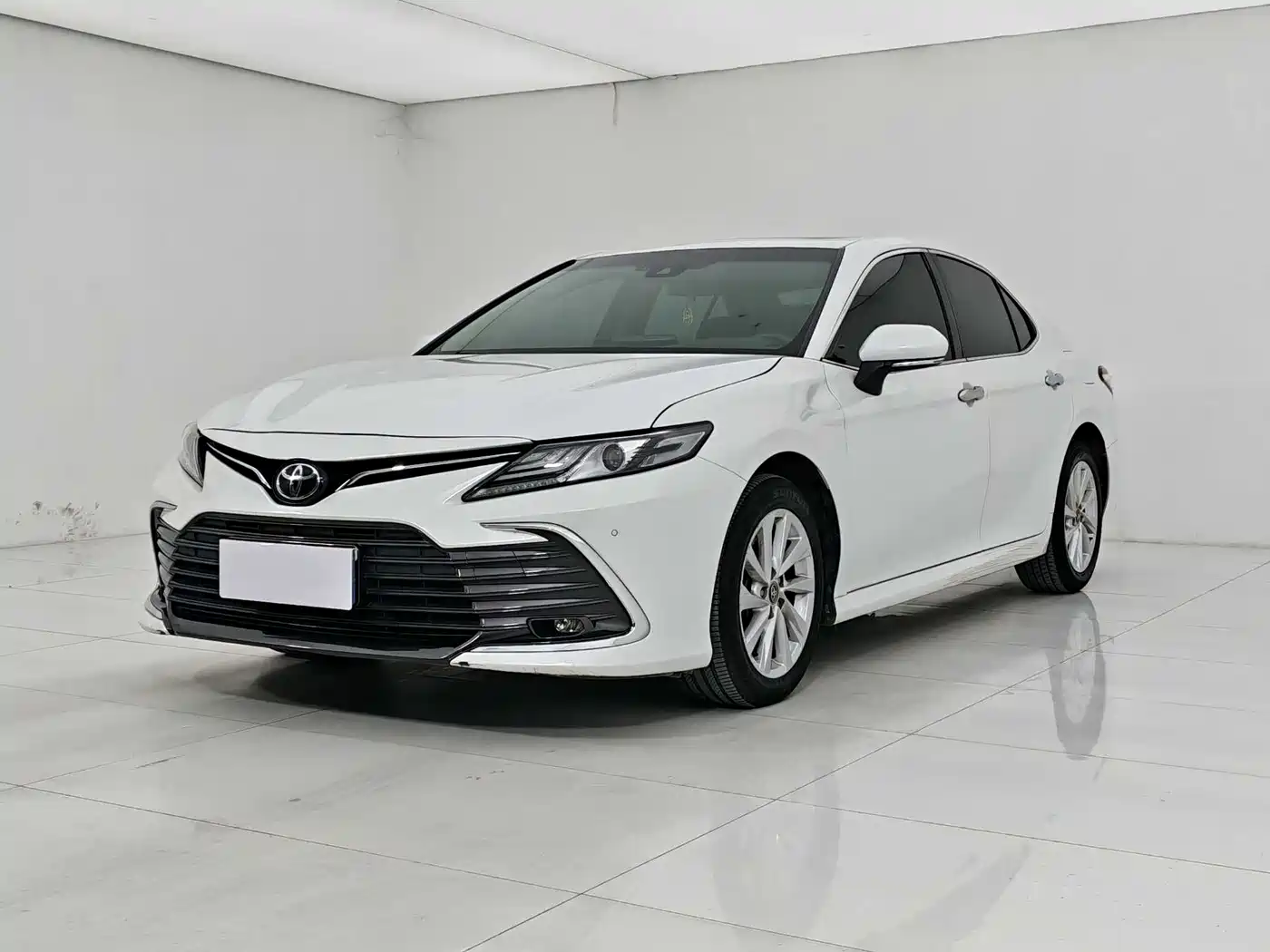 Toyota Camry 2021 2.0G Luxury Edition